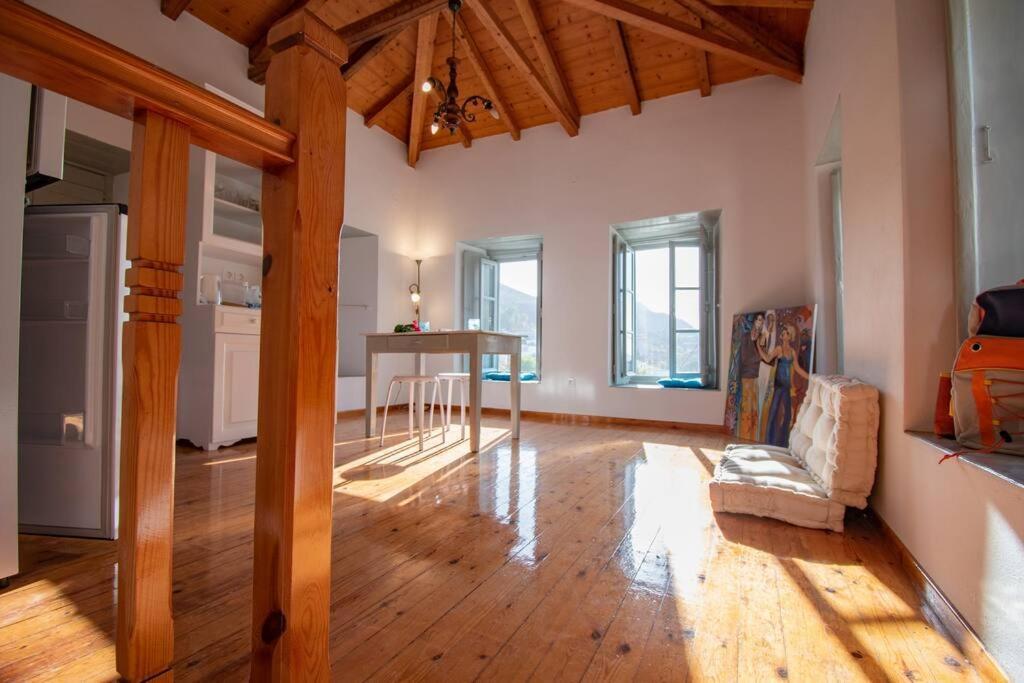 Apartmán Iolis Loft Hydra Exteriér fotografie